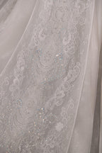 Luxurious Off-the-Shoulder Ball Gown Sweetheart Neckline Feather Trim Beaded Lace Wedding Dress with Glitter Train E-306