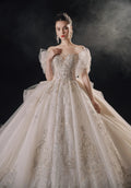 Elegant Off-the-Shoulder Ball Gown Sweetheart Neckline Tulle Puff Sleeve Beaded Lace Wedding Dress with Scalloped Train E-306
