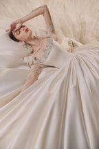 Regal Ball Gown Illusion Neckline Tulle Puff Sleeve Beaded Lace Wedding Dress with Oversized Bow Train E-304