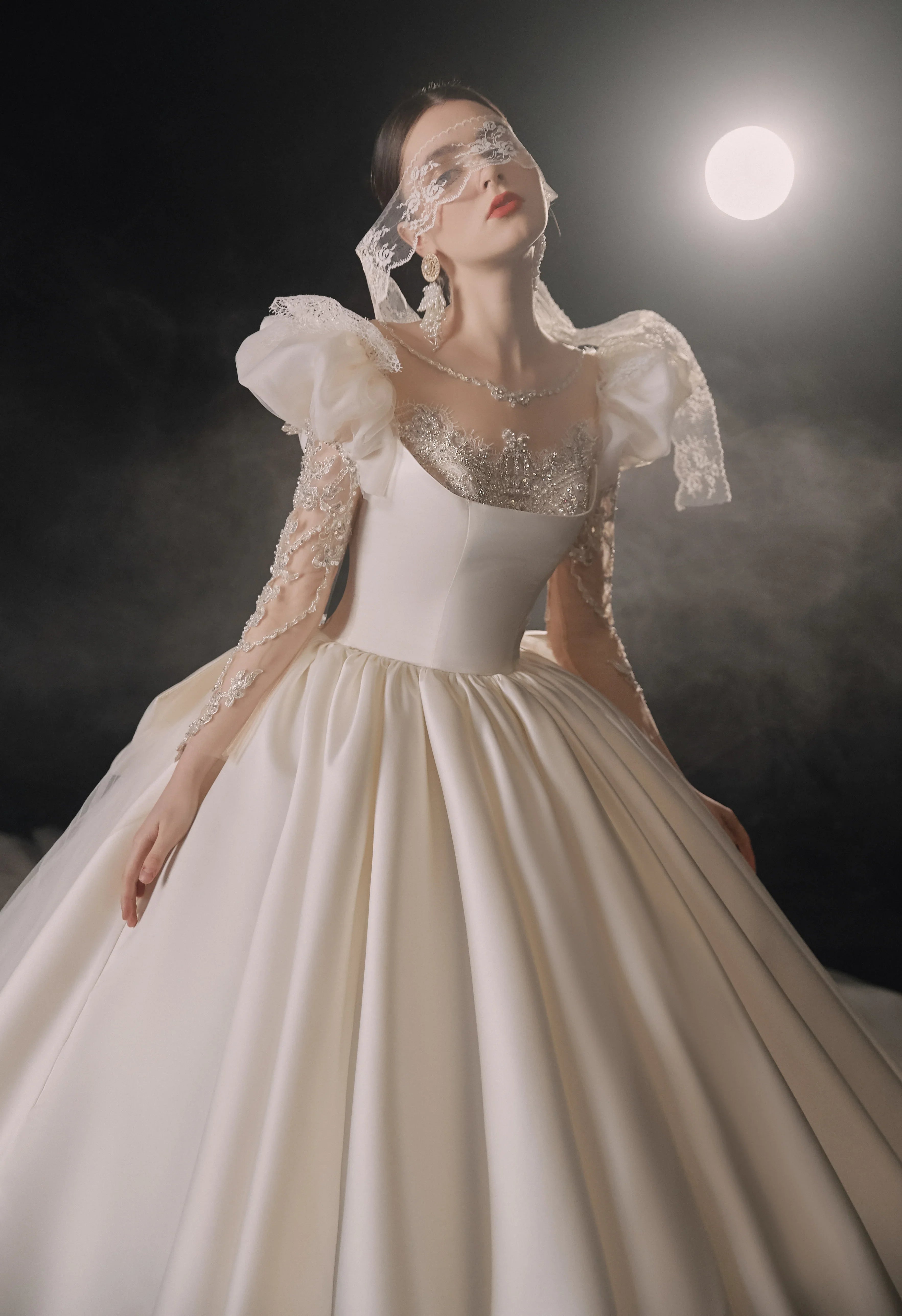 Regal Ball Gown Illusion Neckline Tulle Puff Sleeve Beaded Lace Wedding Dress with Oversized Bow Train E-304