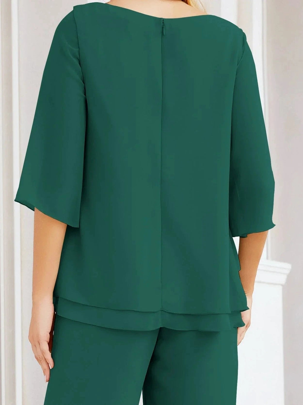 Sunnderly Elegant 2 Piece Mother of The Bride Dress Plus Size Pant Suits Ruffle Layers Sliver Housecoat SY28064
