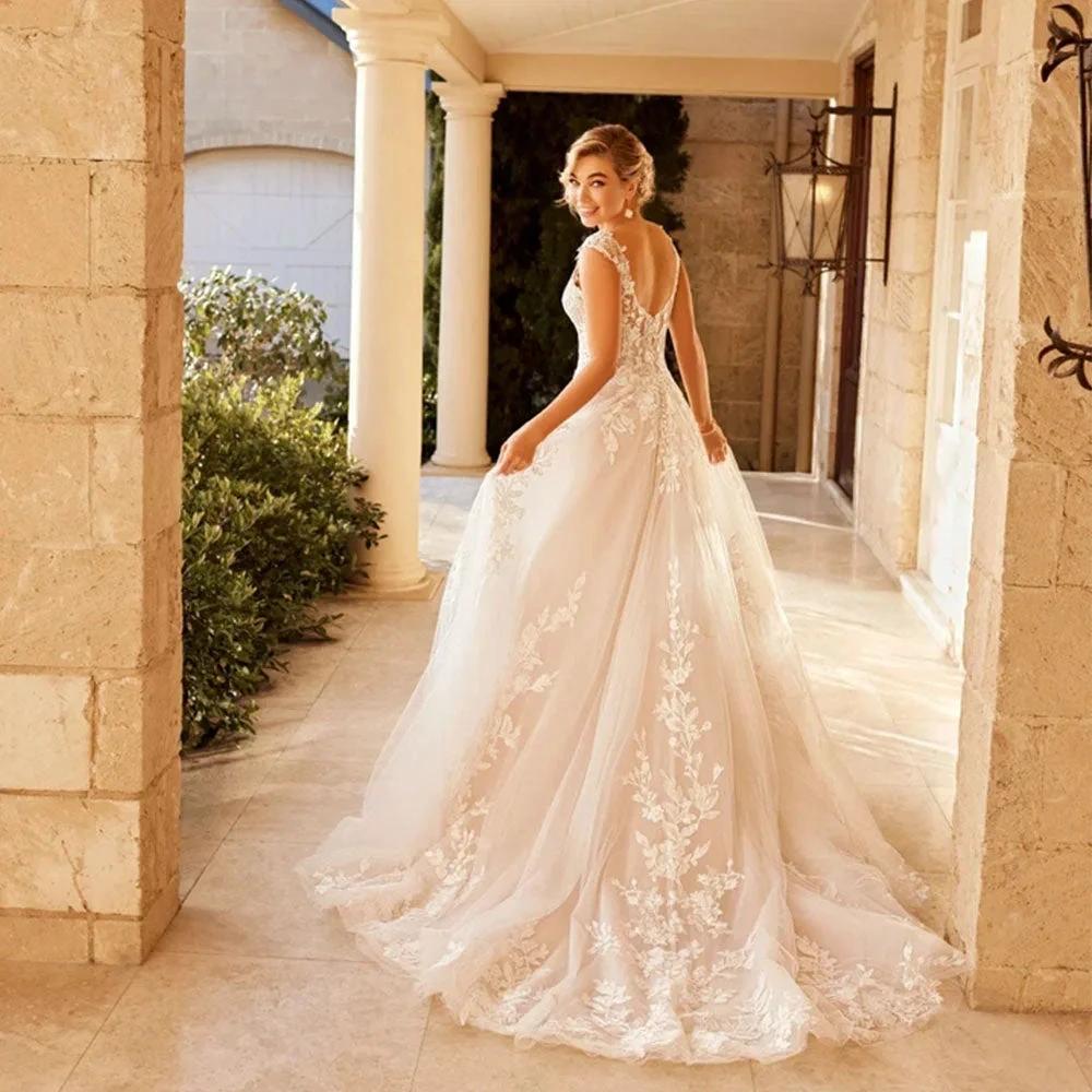 Elegant Wedding Dress For Women V-Neck Cap Sleeve Lace Appliques Vestido De Noiva With Button Sweep Train Custom Made