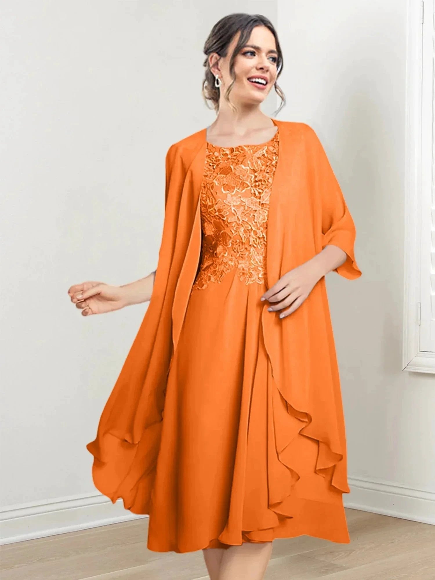 A-Line/Princess Scoop Knee-Length Mother of the Bride Dresses