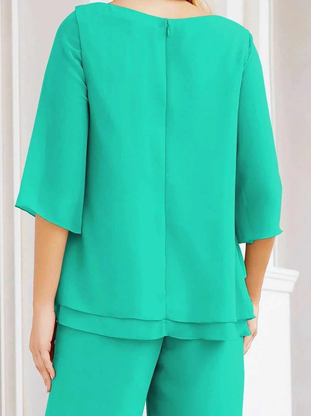 Sunnderly Elegant 2 Piece Mother of The Bride Dress Plus Size Pant Suits Ruffle Layers Sliver Housecoat SY28064