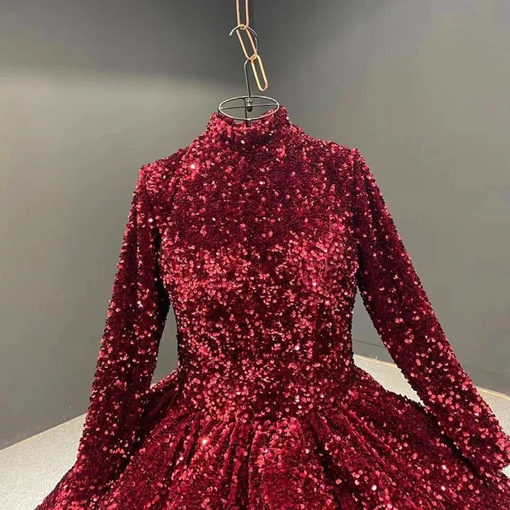Burgundy Ball Gown Sequin Long Sleeve Quinceanera Dresses Y4442