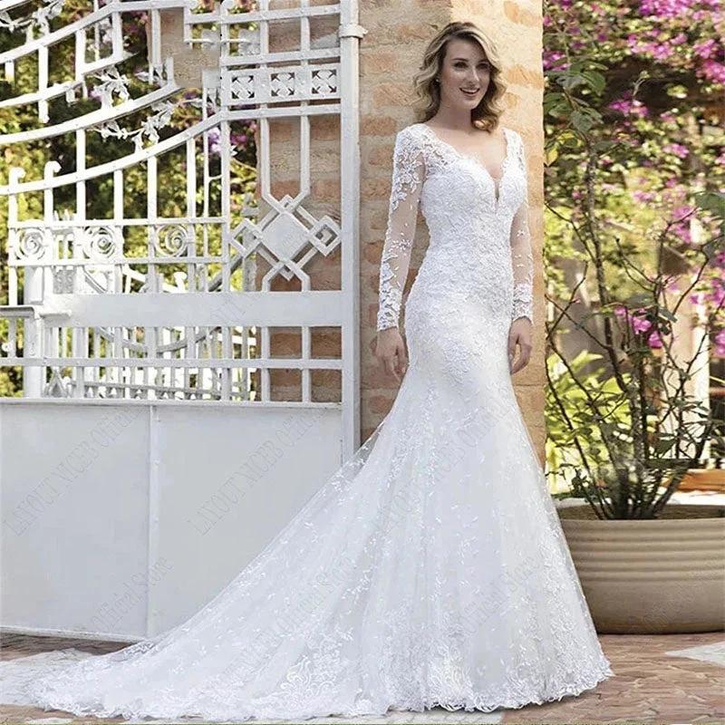 V Neck Wedding Dresses Mermaid Appliques Long Sleeves Bridal Dress Vestidos De Noiva Mariage Custom Made Vintage