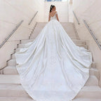 Sexy Off Shoulder Wedding Dresses A-Line Lace Applique Women's Elegant Sleeveless Beach Party Satin Beads Applique Bridal Gowns