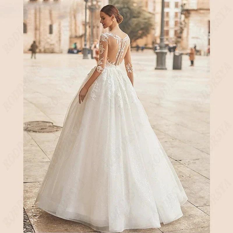 Scoop-Neck Wedding Dress Illusion Back Bridal Gown A-line Tulle Bride Party 3/4 Sleeve Lace Applique Vestido De Noiva