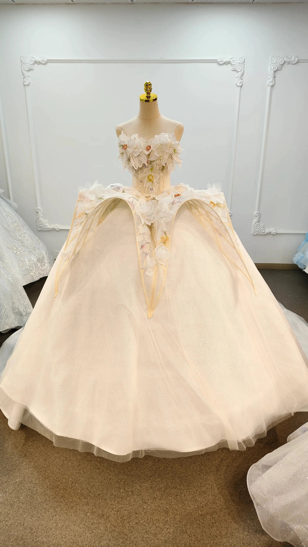 Ethereal Sweetheart Ball Gown Wedding Dress with 3D Floral Appliqués, Sequin Tulle & Corset Lace-Up Back Ye-2037