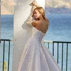 Word Wedding Dresses Women's Elegant Bohemian Beaded Sweetheart Princess Off Shoulder Long Sleeve Lace Applique Bride Gowns