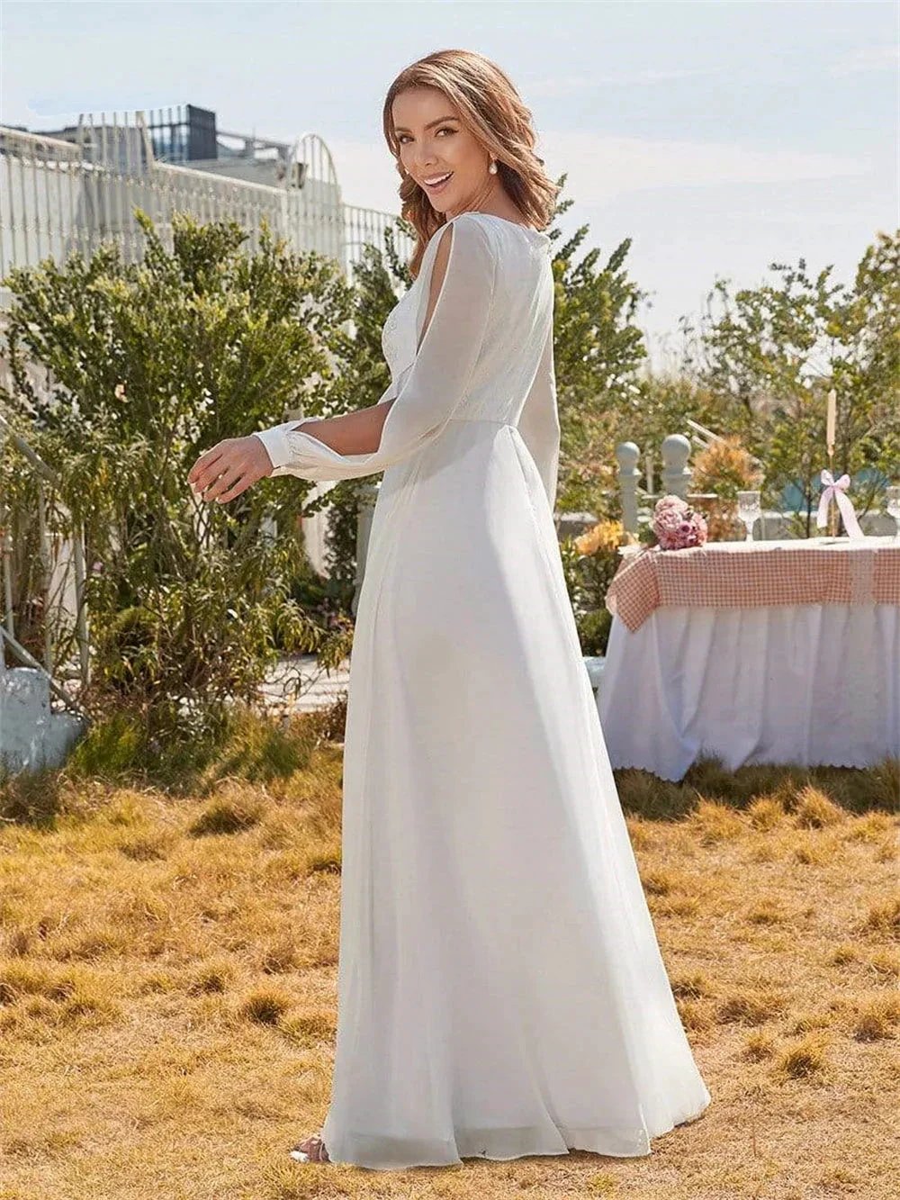 Classic Appliques 3D Flower Wedding Dress Simple Deep V-neck Long Sleeve Bridal Gown Beach Vestidos De Novia