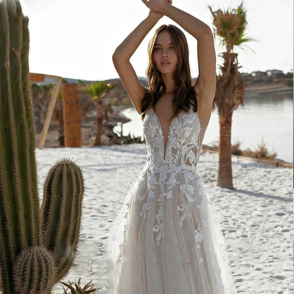 Bohemian Wedding Dresses Women's Sexy Backless Lace Applique Sleeveless V-Neck A-Line Princess Bridal Gowns Formal Beach Party