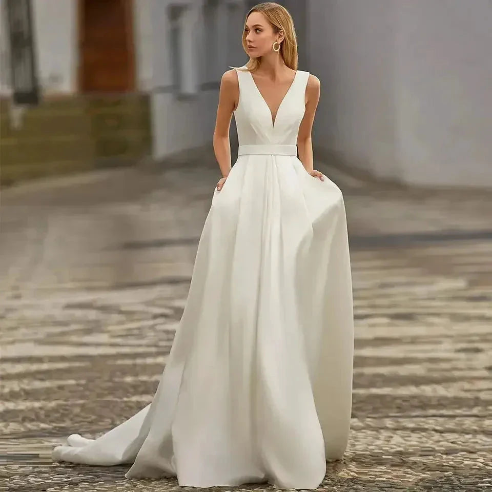 Custom Made Satin Wedding Dresses for Women Beach Boho Bride Gowns Simple Plus Size V-neck Princess Party Dress Pockates