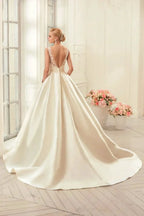 Elegant Beige Gown with Satin Lace Crew-Neck Wide Strap Sleeveless Floor-Length Evening Gown for Women vestidos de novia
