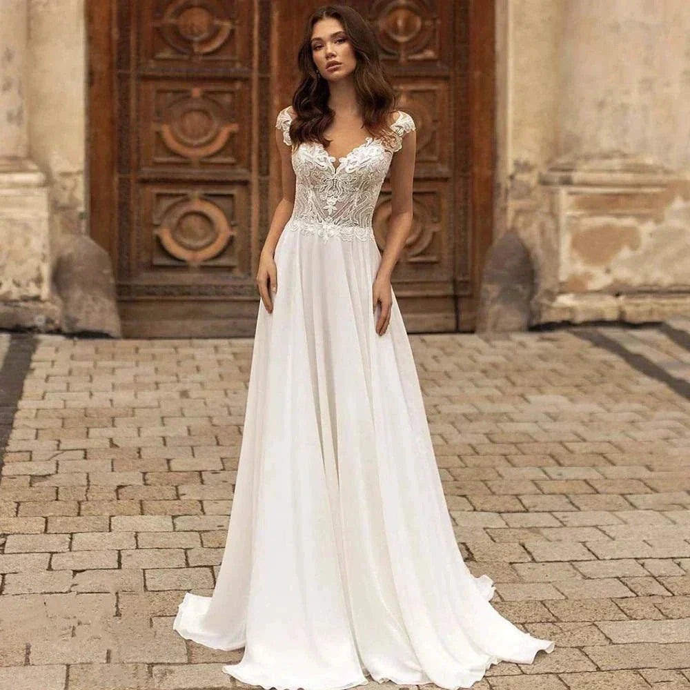 Elegant V-Neck Short Sleeve Ball Gown Mopping Wedding Dresses New Luxury Lace Appliques Court Train Princess Bridal Gown