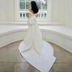 Elegant White Satin Gown with Off the Shoulder Pleated Mermaid Sweep Train Floor-Length Evening Gown for Women vestidos de novia