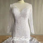 Gorgeous Lace Long Sleeve Mermaid Wedding Dresses Tulle Bridal Gown For Women Cathedral Train V-Neck Appliques Button Back