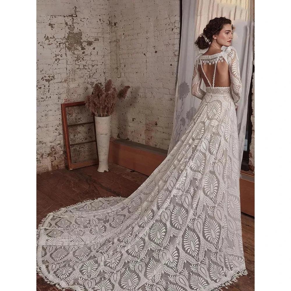 Gorgeous Spaghetti Strap Wedding Dresses Lace Bohemian Deep V-Neck Open Back Illusion Bridal Gowns свадебный наряд Robe De