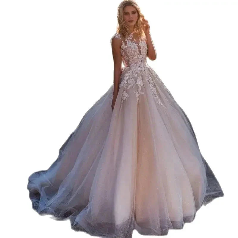Gorgeous White Tulle O-Neck Sleeveless Decal Luxury Pearl Embroidery Button A-line Floor-Length Bridal Ball Dress