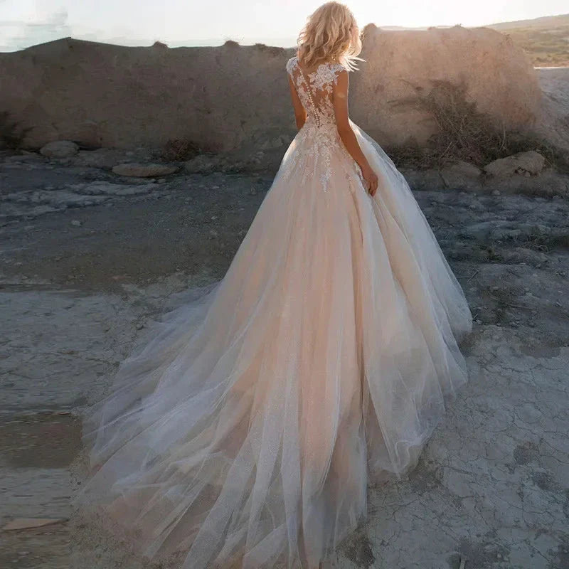 Gorgeous White Tulle O-Neck Sleeveless Decal Luxury Pearl Embroidery Button A-line Floor-Length Bridal Ball Dress