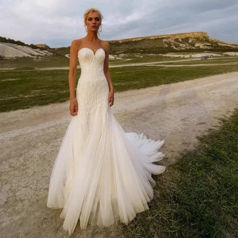 Graceful Sweetheart Wedding Dresses For Women Mermaid Strapless Beach Sequins Bridal Gown Sleeveless Court Train Robe De Mariée