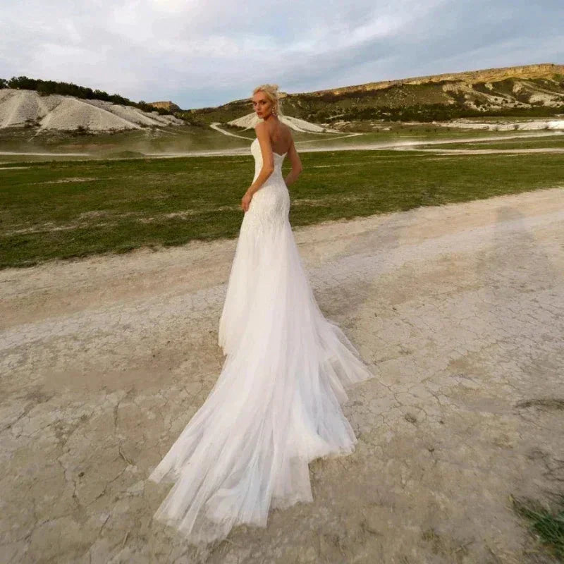 Graceful Sweetheart Wedding Dresses For Women Mermaid Strapless Beach Sequins Bridal Gown Sleeveless Court Train Robe De Mariée