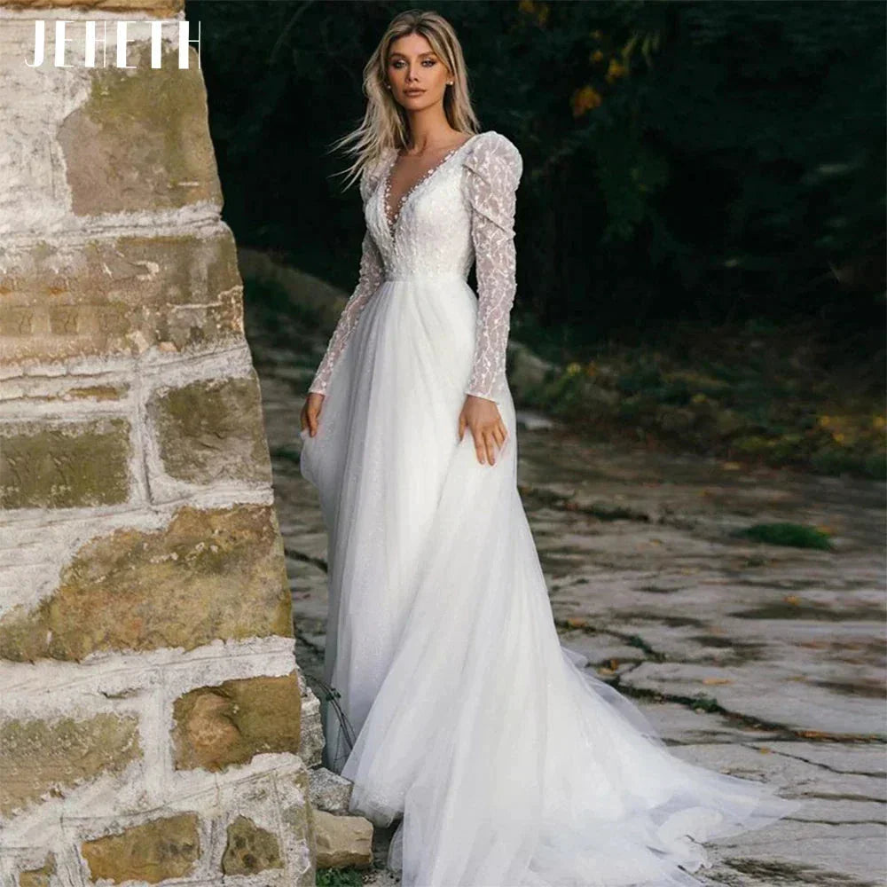 Sexy Long Sleeve Wedding Dress Beach Women Illusion Back Lace Appliques V-Neck A-Line Bridal Gown Tulle Vestidos De Novia