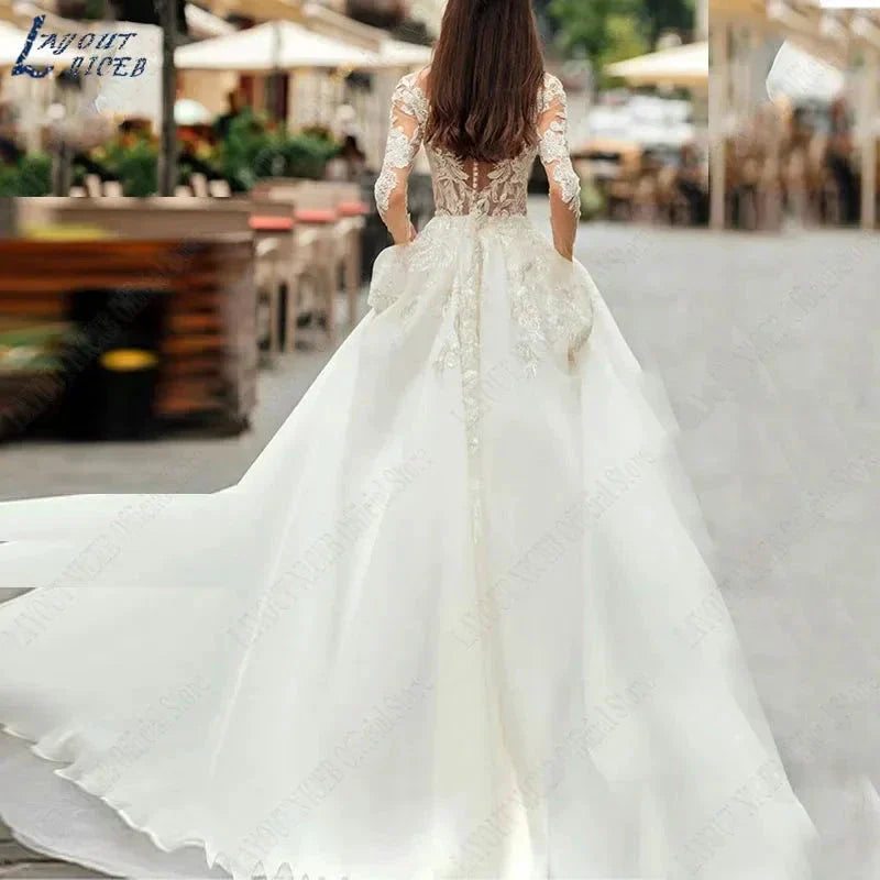 Graceful Wedding Dresses Bobo Illusion Long Sleeves Women Appliqued Lace Bridal Gowns Sexy Tulle