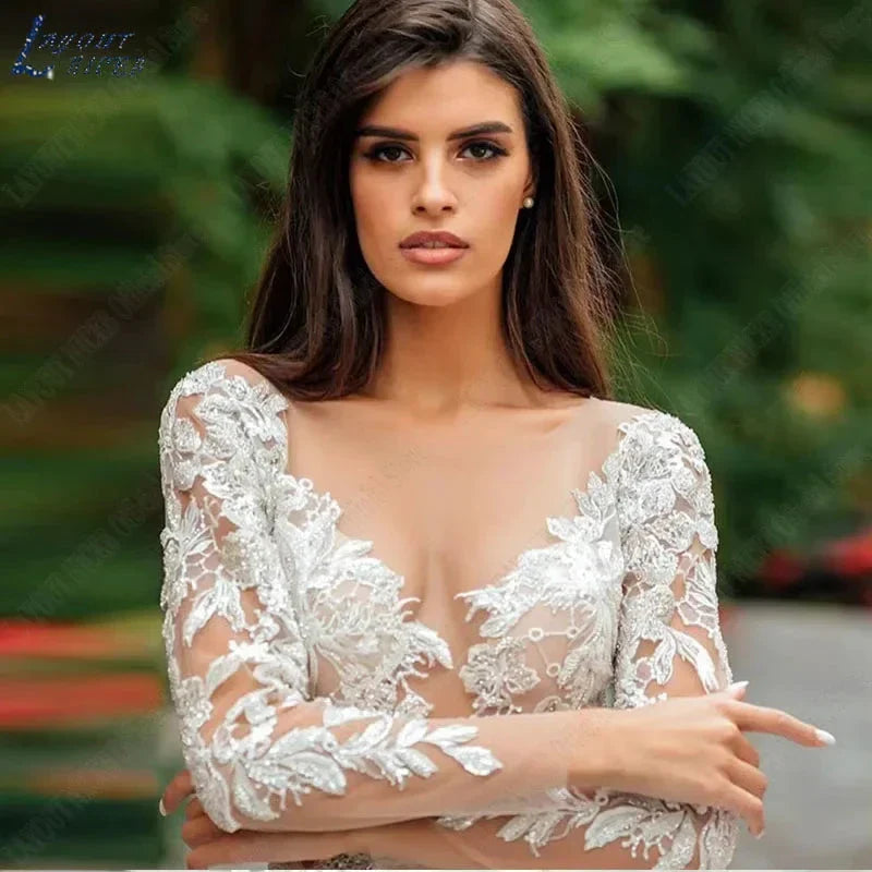 Graceful Wedding Dresses Bobo Illusion Long Sleeves Women Appliqued Lace Bridal Gowns Sexy Tulle