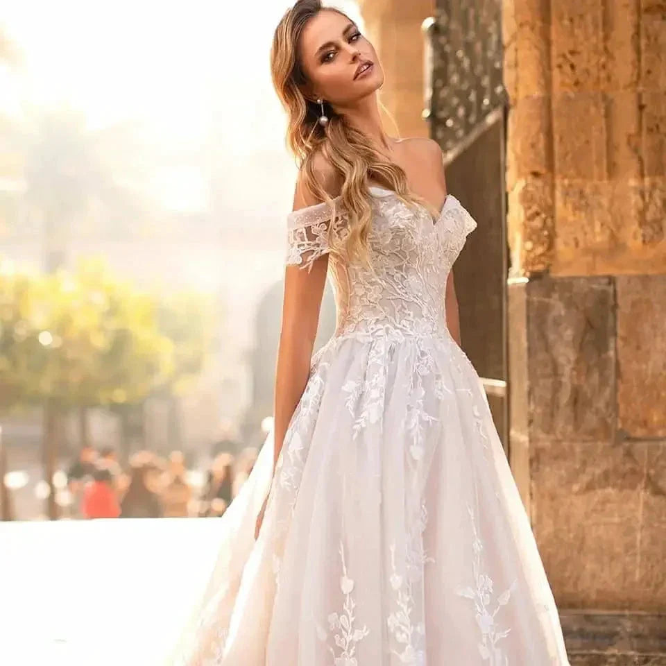 Lace Appliques Princess Wedding Dress Vestido De Noiva V-Neck Vestidos De Novia