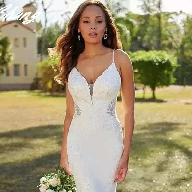 Lace Mermaid Wedding Dresses Spaghetti Straps Sexy V-Neck Backless Appliques Sleeveless Button Long Bride Gown Train Real Photos