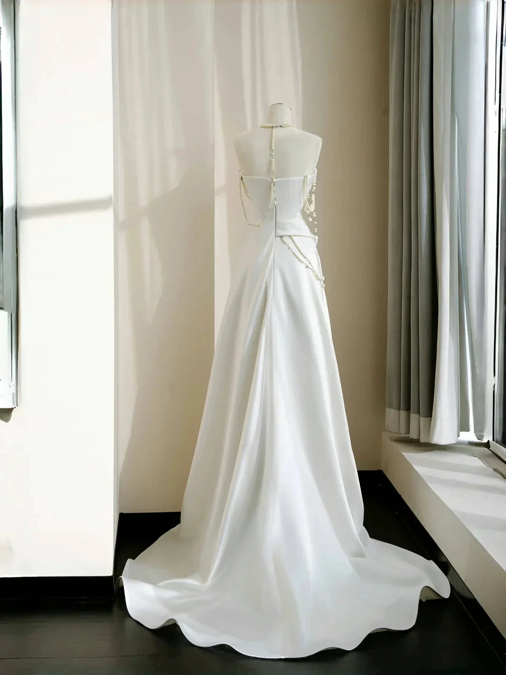 Classy Strapless Satin Pearls Chain White Prom Dress A Line Evening Dress Y8684