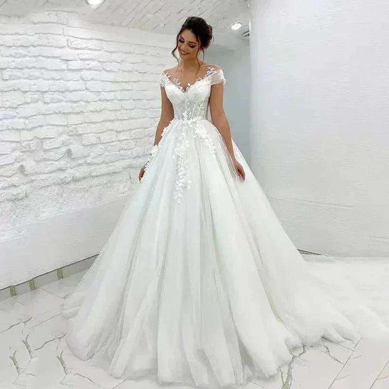 Princess Lace Tulle A Line Wedding Dress Sweetheart Cap Sleeve 3D Appliques Boho Bridal Gowns For Woman Button Vestidos De Novia