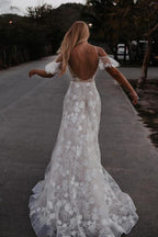 Romantic Spaghetti Straps Floral Lace Beach Wedding Dresses WD591