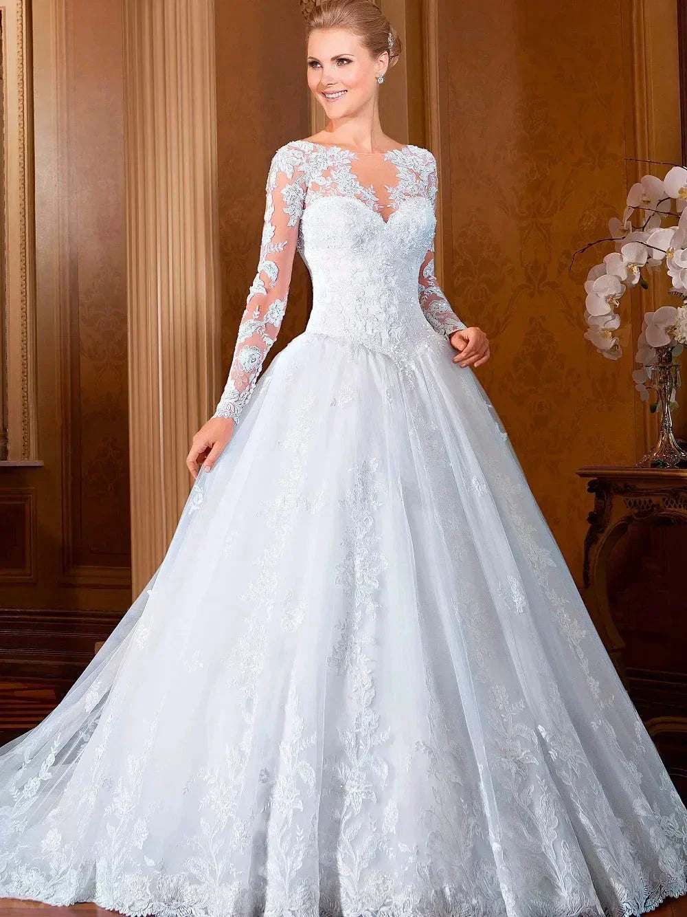 Long Sleeves Appliques Vestido De Noiva V-Waist Wedding Dresses Becautiful Sweetheart Vestidos De Novia Lace Robe De Mariée