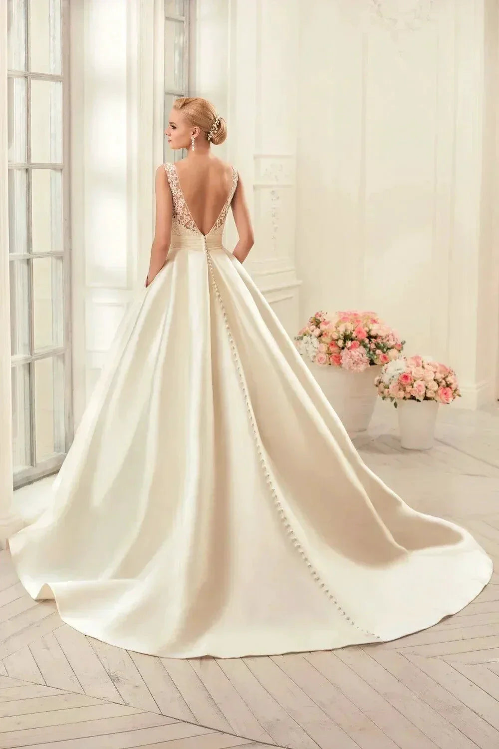 Sexy Backless Satin Wedding Dresses 2021 Chapel Train Bridal Gowns Ivory vestido noiva princesa