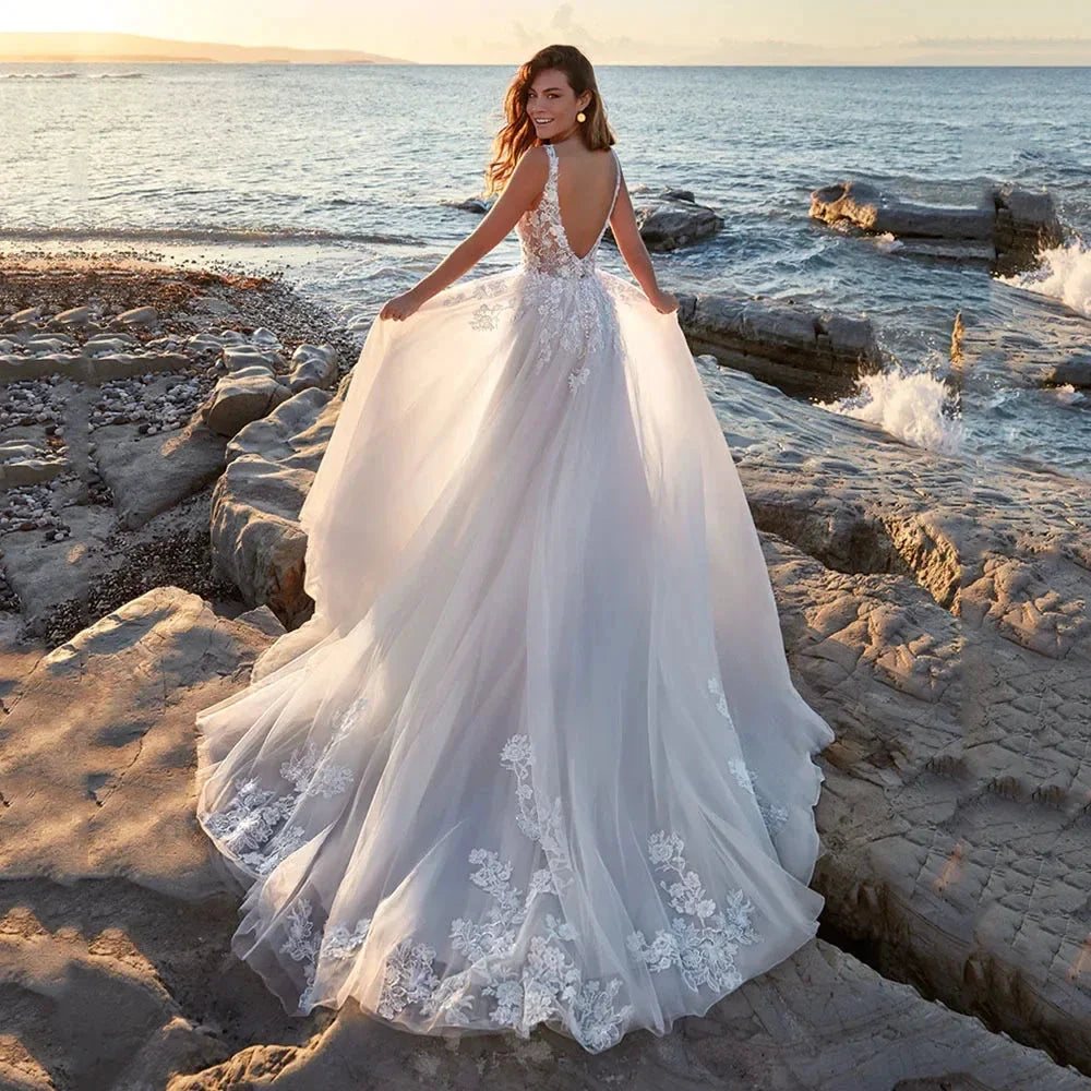 Sexy Deep V-neck A Line Vestidos De Novia Appliques Vestido De Noiva Backless Wedding Dresses Lace Robe De Mariée