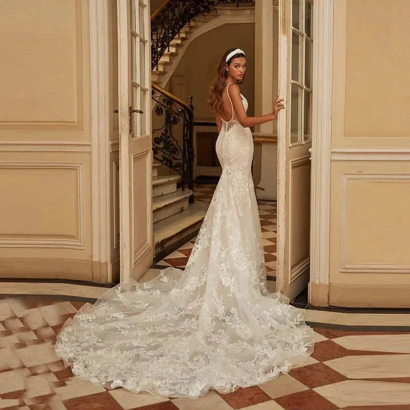 Sexy Spaghetti Straps Mermaid Vestidos De Novia Appliques Vestido De Noiva V-Neck Wedding Dresses Lace Robe De Mariée
