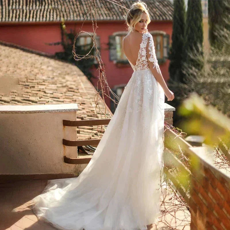 Sexy V Neck Bridal Dresses Long Sleeves Lace Appliques Wedding Gowns For Women Backless Vestidos Robe Noiva Mariage Customized
