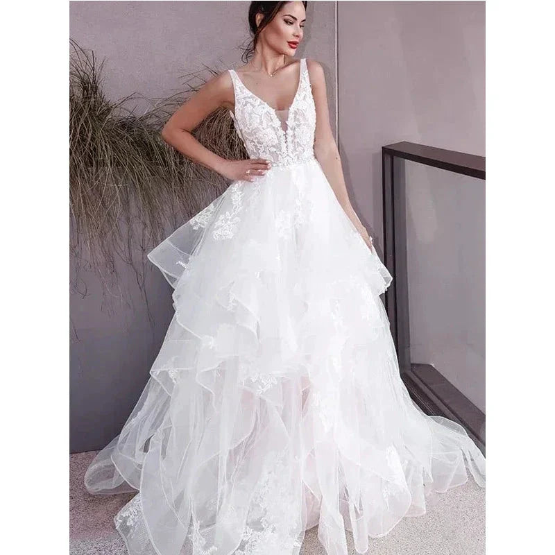 Sexy V-neck Double Shoulder Wedding Dresses White Sleeveless Bohemian Formal Beach Wedding Party Bridal Gowns 2023 Backless Robe
