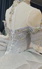 Regal Silver-Gray Off-the-Shoulder Ball Gown Wedding Dress with Crystal Collar, Beaded Embroidery & Tulle Train Ye-2032