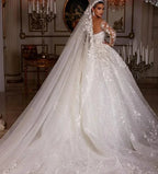 Women's Luxury Lace Wedding Dresses Dubai Long Sleeves Sequins Beads Sheer Neck Appliques Glitter Tulle Bride Gowns Vestido Noiv