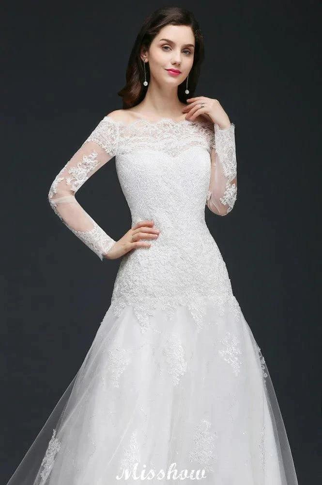 A-line Sweep-train Ivory Wedding Dress with Lace