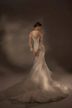 Exquisite Mermaid Halter Neck Illusion Lace Wedding Dress with Beaded Embroidery & Keyhole Back H0010