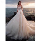 Lace Appliqued Bridal Gown For Women Illusion Long Sleeves Beach Wedding Dress Light Champagne Robe Bride Dresses