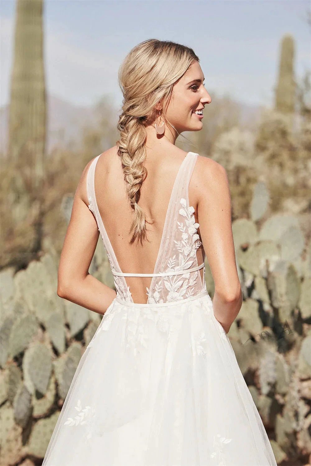 Pastrol  Wedding Dresses V-neck Backless Tulle For Women 2023 Bride A-LINE Appliques Vestidos De Novia Made To Order