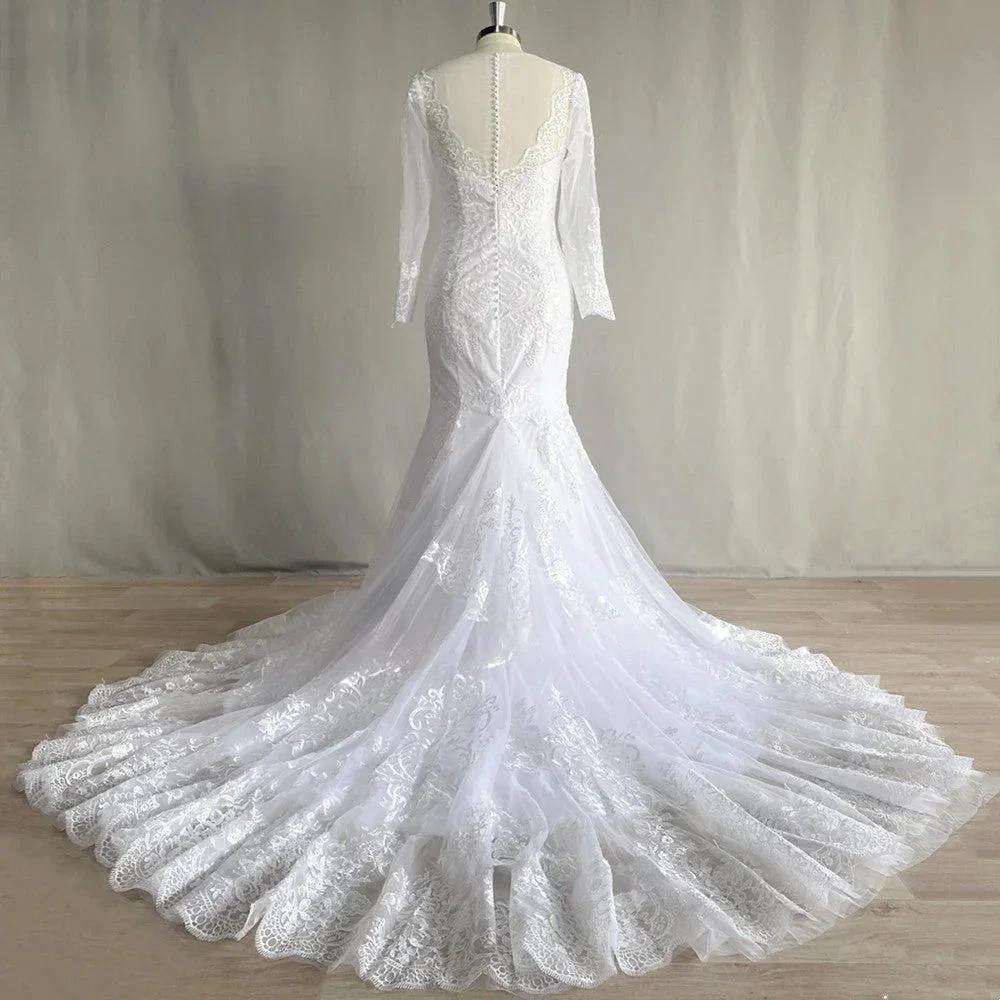 Gorgeous Lace Long Sleeve Mermaid Wedding Dresses Tulle Bridal Gown For Women Cathedral Train V-Neck Appliques Button Back