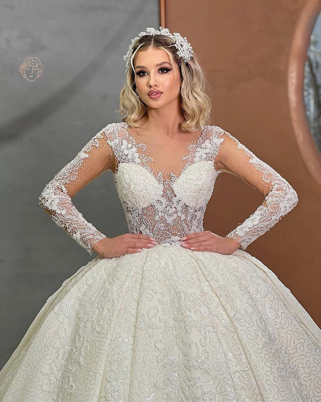 Beautiful Long Ivory Ball Gown Lace V-neck Wedding Dress