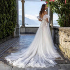 Beauteous Lace Appliques Wedding Dress Sweetheart Short Puffy Sleeves Bridal Gown Zipper Back Court Train Vestidos De Novia