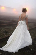 Chiffon Sleeveless V-Neck Lace Wedding Dress